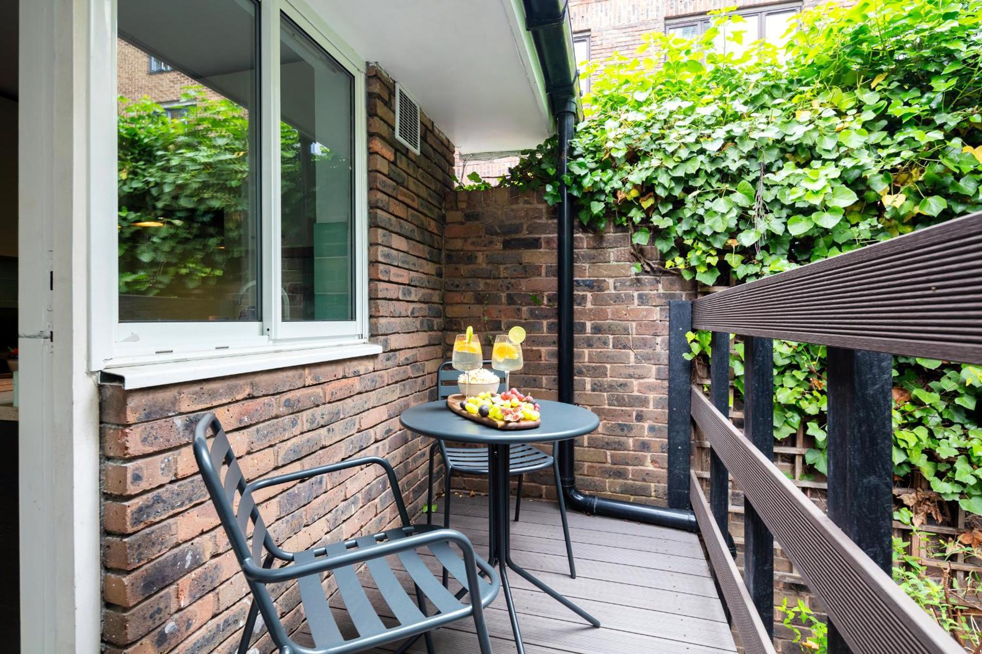 Rare 4Beds Townhouse In Kensington With Patio Villa London Bagian luar foto