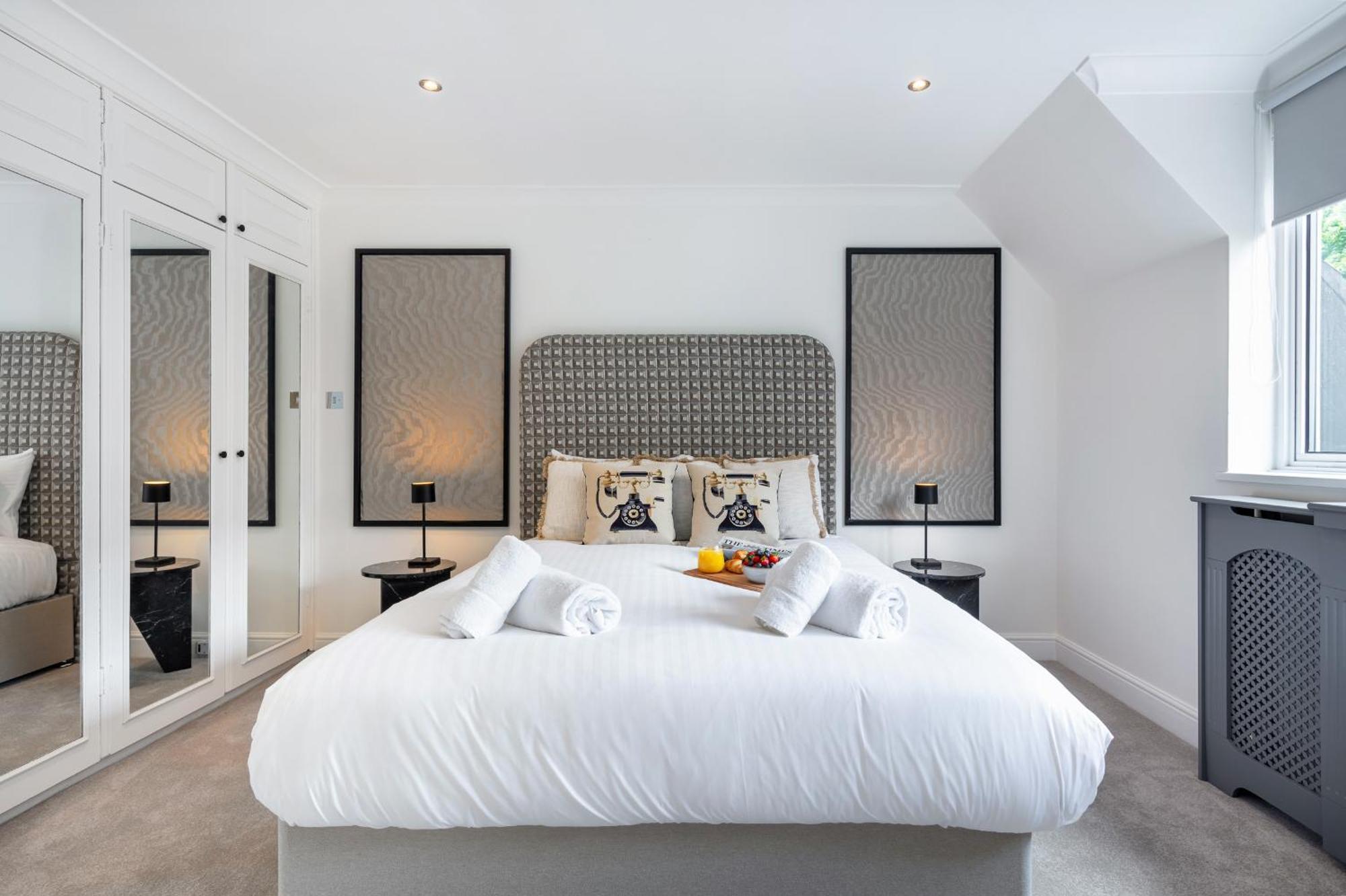 Rare 4Beds Townhouse In Kensington With Patio Villa London Bagian luar foto