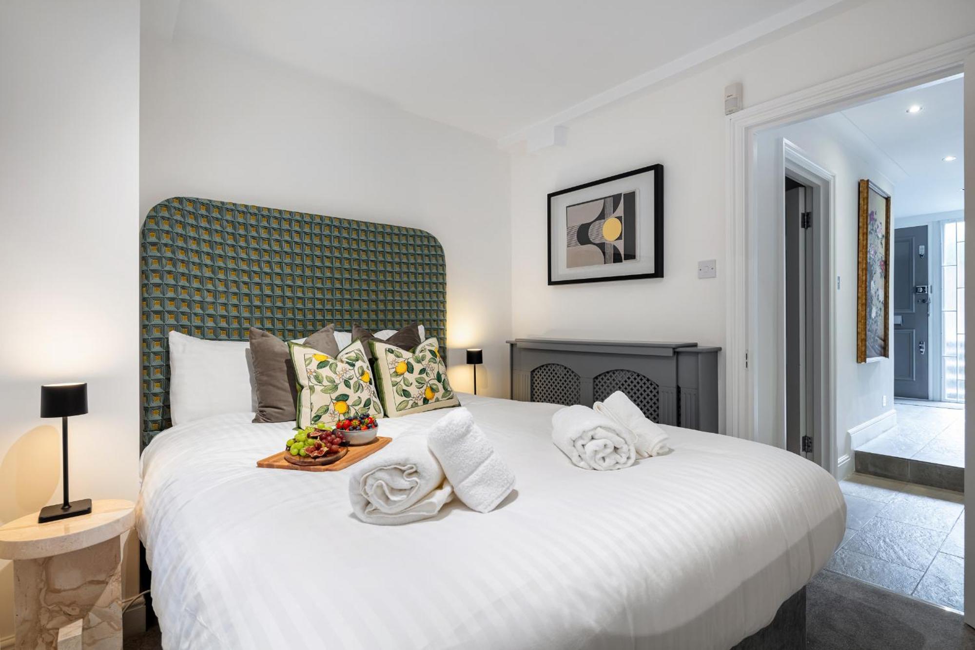 Rare 4Beds Townhouse In Kensington With Patio Villa London Bagian luar foto